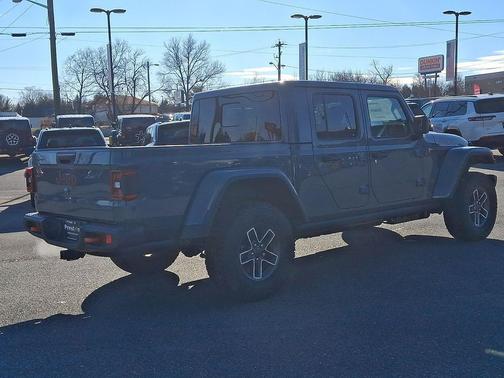 2026 Jeep Gladiator Mojave X 4x4