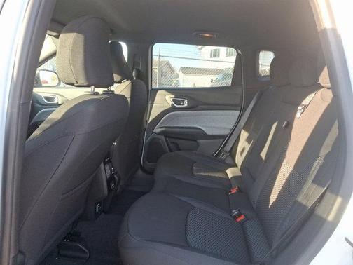 2025 Jeep Compass Sport