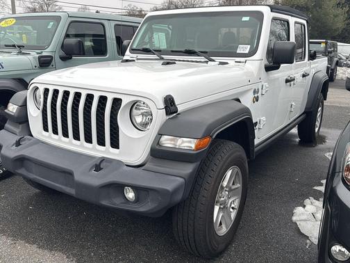 2020 Jeep Gladiator Sport S