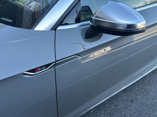 Quantum Gray/Black Roof 2022 Audi S5 Premium Plus TFSI quattro Tiptronic