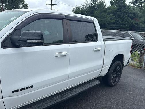 Bright White Clearcoat 2021 RAM 1500 Big Horn/Lone Star