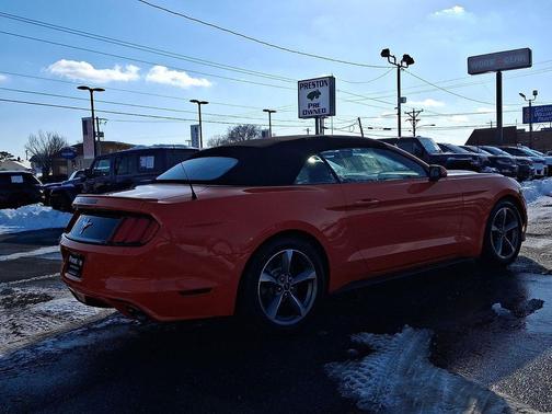 2015 Ford Mustang V6