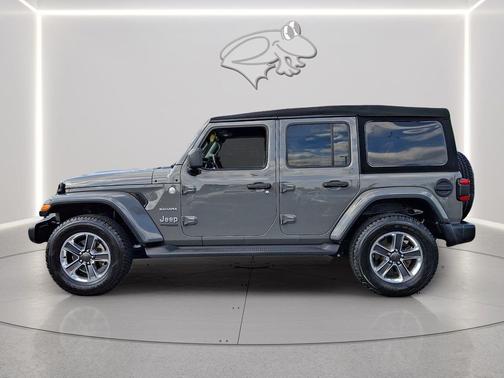 Sting-Gray Clearcoat 2021 Jeep Wrangler Unlimited Sahara