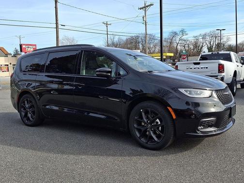 2026 Chrysler Pacifica Limited