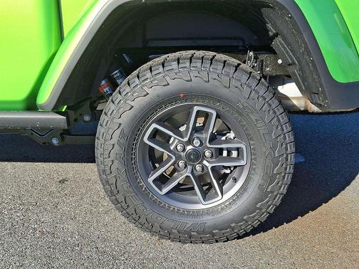 2026 Jeep Gladiator Mojave 4x4