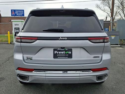 2022 Jeep Grand Cherokee Overland