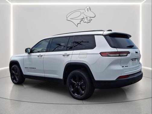 Bright White Clearcoat 2023 Jeep Grand Cherokee L Limited