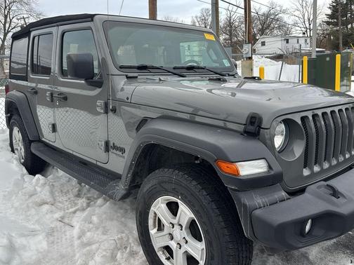 2022 Jeep Wrangler Unlimited Sport