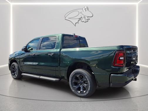 Serrano Green Metallic 2026 RAM 1500 Express