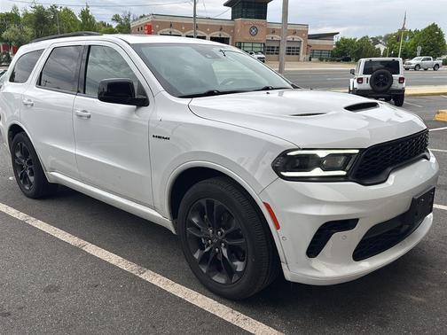White Knuckle Clearcoat 2023 Dodge Durango Hemi Orange AWD