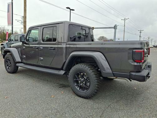 2025 Jeep Gladiator High Tide