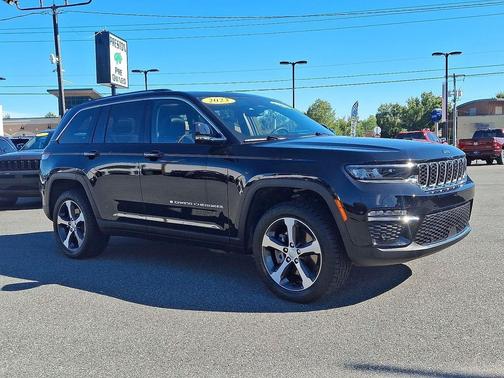 2023 Jeep Grand Cherokee 4xe Base