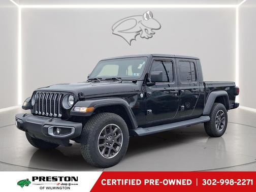Black Clearcoat 2021 Jeep Gladiator Overland