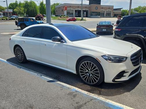 MANUFAKTUR Diamond White 2022 Mercedes-Benz S-Class 4MATIC