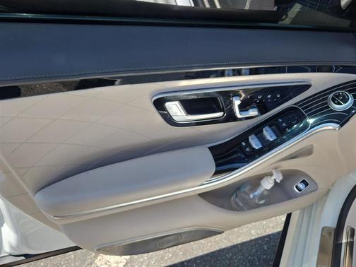MANUFAKTUR Diamond White 2022 Mercedes-Benz S-Class 4MATIC