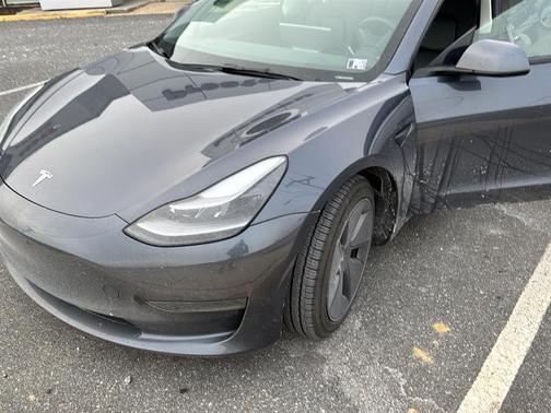 2023 Tesla Model 3 Standard Range