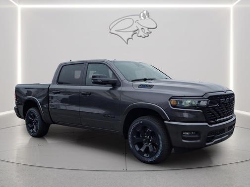 Granite Crystal Metallic Clearcoat 2026 RAM 1500 Big Horn/Lone Star