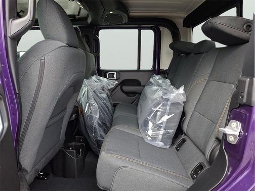 2026 Jeep Gladiator Willys 4x4