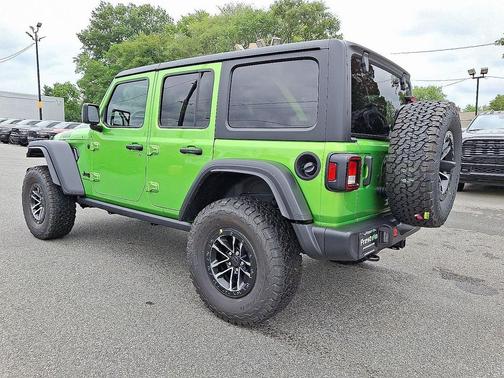 Mojito Clearcoat 2025 Jeep Wrangler Willys