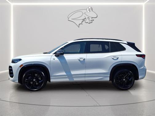 Opal White Pearl 2025 Volkswagen Tiguan 2.0T SE R-Line Black 4MOTION