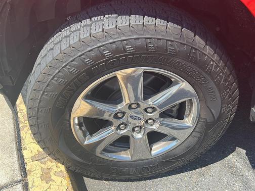 Race Red 2019 Ford F-150 XLT