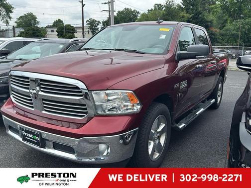 Delmonico Red Pearlcoat 2017 RAM 1500 Big Horn