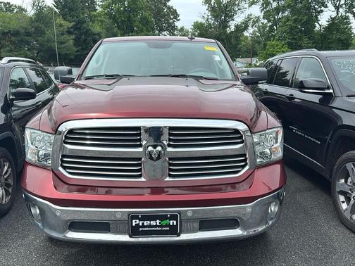 Delmonico Red Pearlcoat 2017 RAM 1500 Big Horn