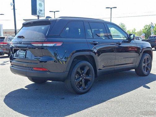 2023 Jeep Grand Cherokee Limited X