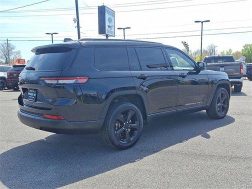 2022 Jeep Grand Cherokee L Altitude
