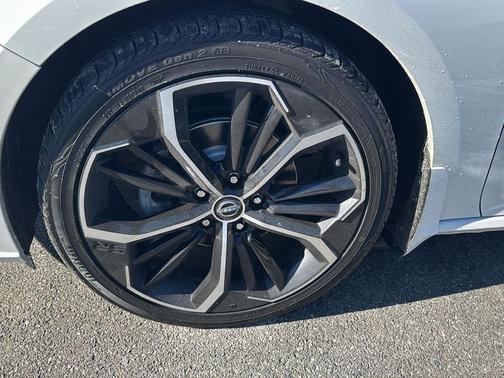 2024 Nissan Altima SR FWD