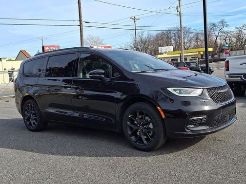 2026 Chrysler Pacifica Limited