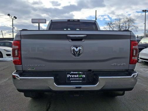 2020 RAM 2500 Limited Crew Cab 4x4 6'4' Box