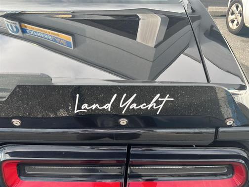 Brilliant Black Crystal Pearl 2011 Dodge Challenger SRT8