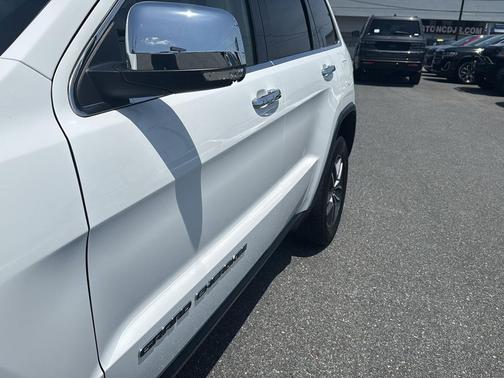 Bright White Clearcoat 2021 Jeep Grand Cherokee Limited