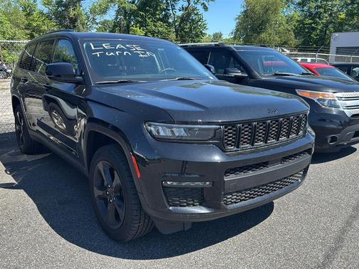 Diamond Black Crystal Pearlcoat 2023 Jeep Grand Cherokee L Limited