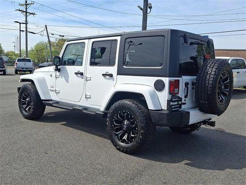 2016 Jeep Wrangler Unlimited Sahara