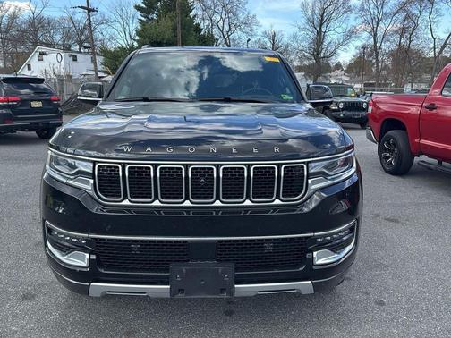 Diamond Black Crystal Pearlcoat 2022 Jeep Wagoneer Series II 4x4
