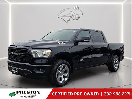 Diamond Black Crystal Pearlcoat 2022 RAM 1500 Big Horn/Lone Star