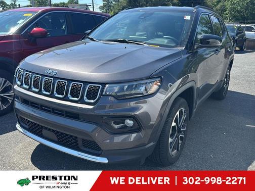 Granite Crystal Metallic Clearcoat 2023 Jeep Compass Limited