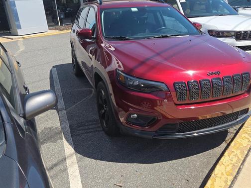 Velvet Red Pearlcoat 2020 Jeep Cherokee Altitude