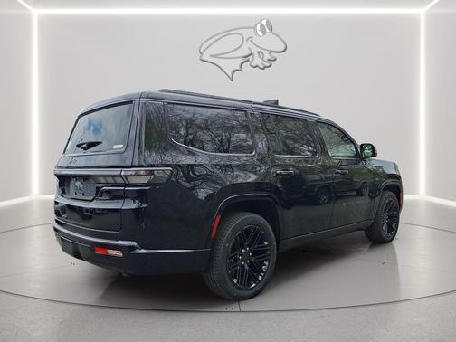 High Gloss Black 2026 Jeep Grand Wagoneer Limited Reserve 4x4
