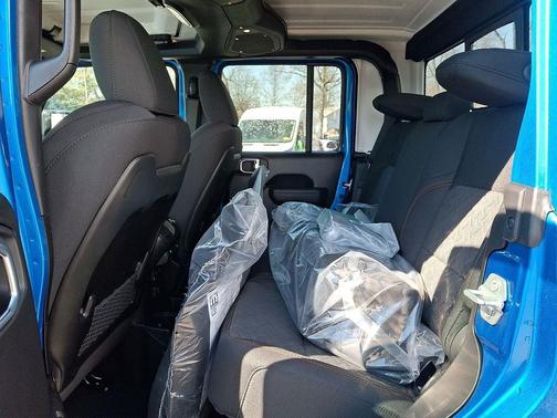 2026 Jeep Gladiator Mojave 4x4