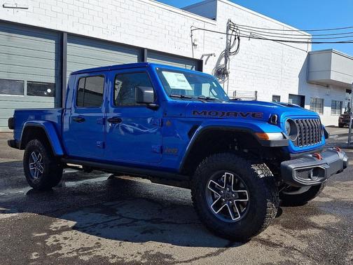 2026 Jeep Gladiator Mojave 4x4