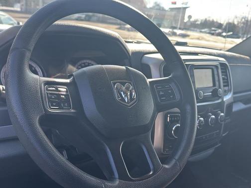 2020 RAM 1500 Classic Warlock Quad Cab 4x4 6'4' Box