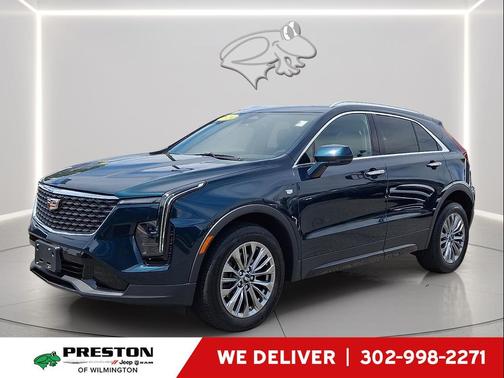 Emerald Lake Metallic 2024 Cadillac XT4 Premium Luxury