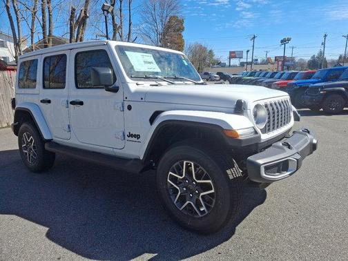 2025 Jeep Wrangler 4-Door Sahara 4x4
