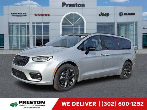 Silver Mist Clearcoat 2026 Chrysler Pacifica Limited