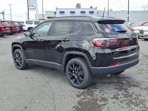 2025 Jeep Compass Latitude