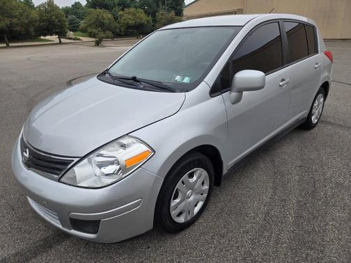 Brilliant Silver 2012 Nissan Versa 1.8 S