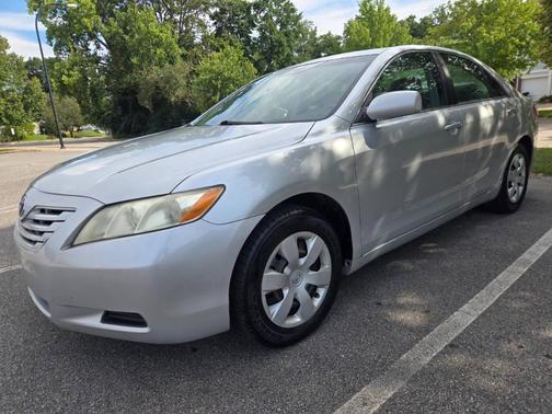 Silver 2009 Toyota Camry LE